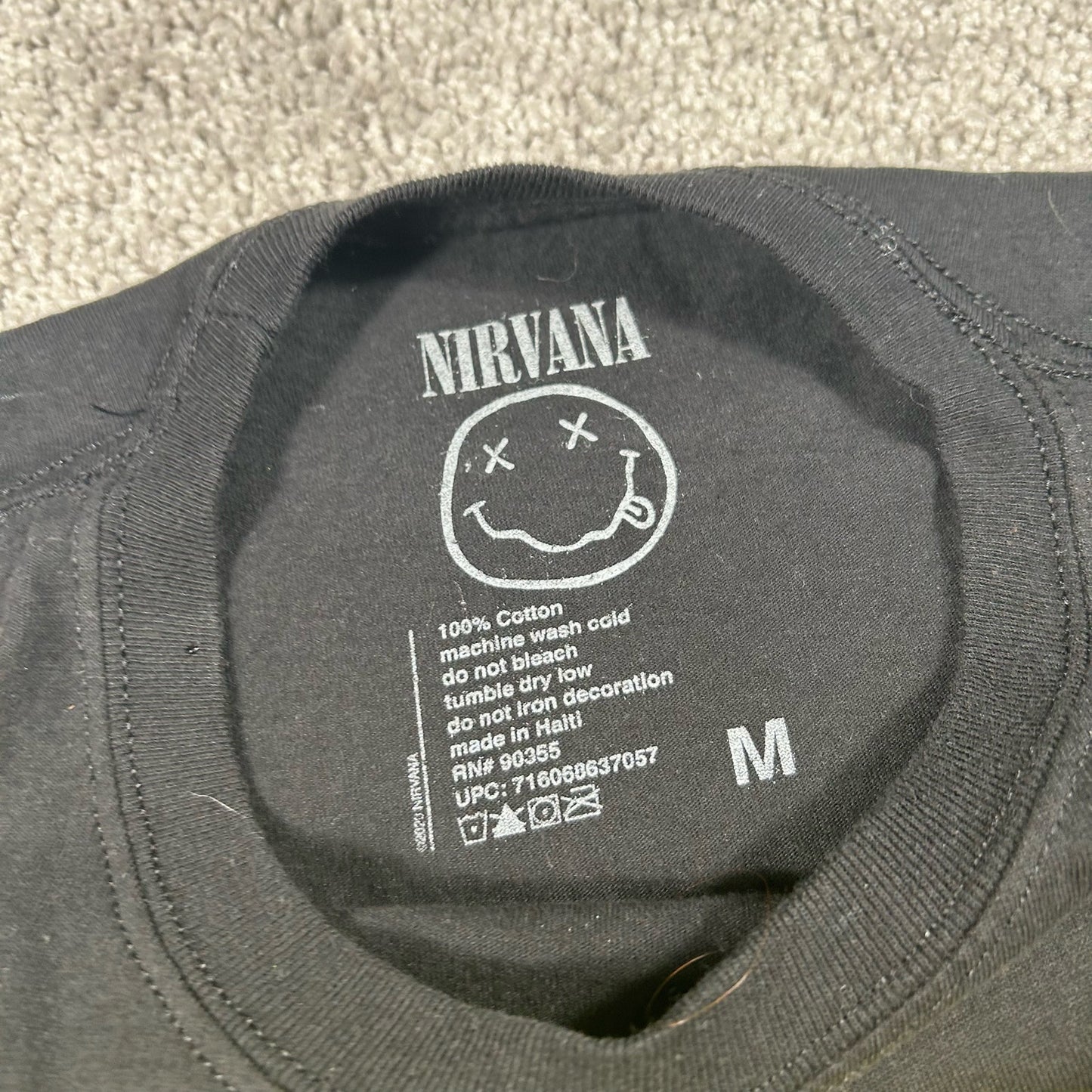 Nirvana Smiley Face Smile Y2K Black Mens Medium Band Tee Short Sleeve T-Shirt