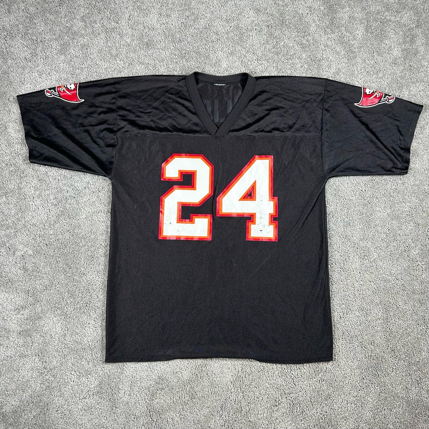 Vintage Cadillac Williams Tampa Bay Buccaneers Black Mens Large Football Jersey