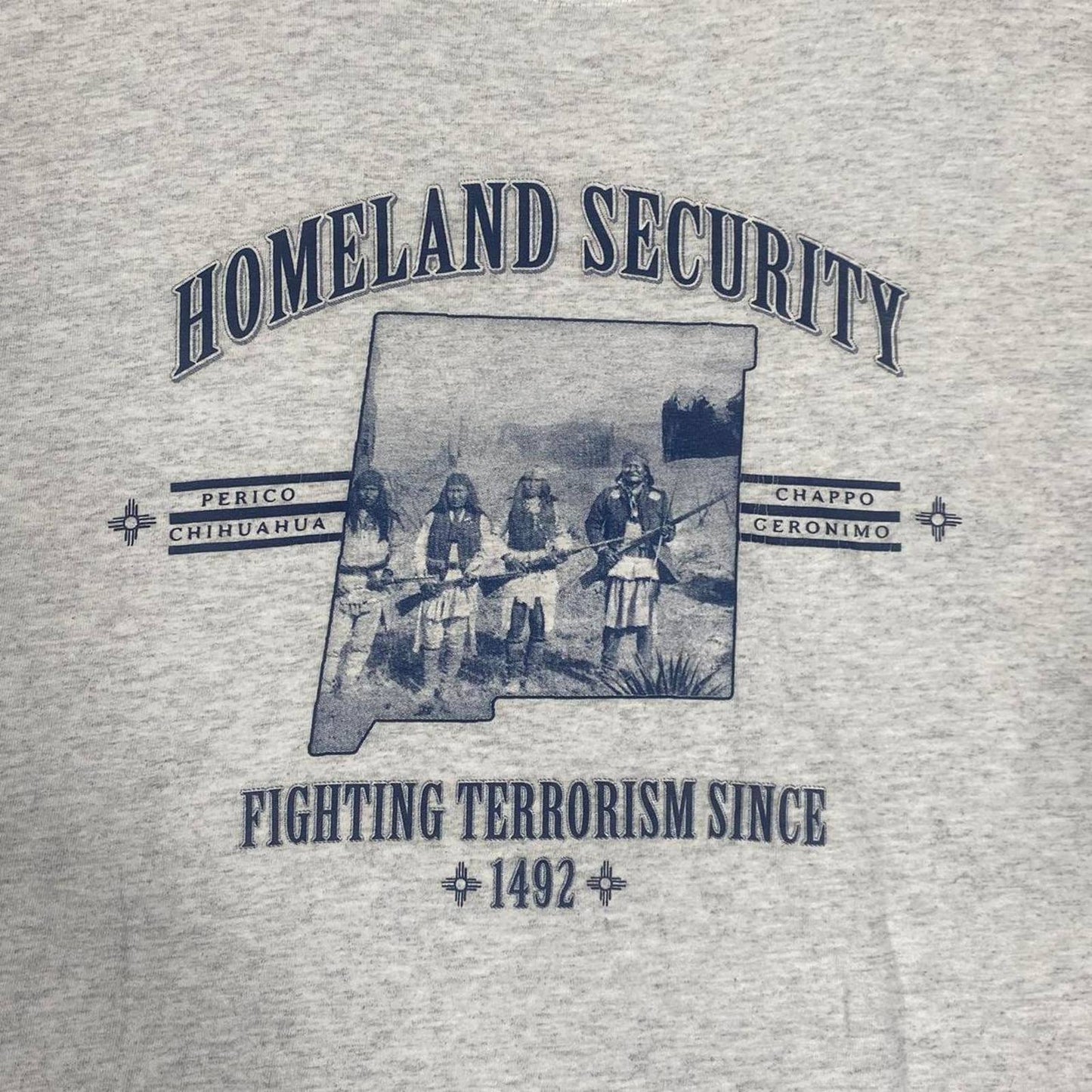 (2XL) Vintage USA Homeland Security Fighting Terrorism T-Shirt